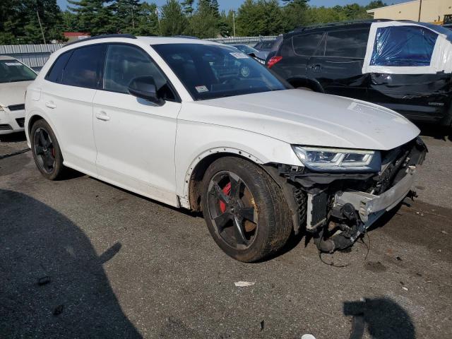 WA1C4AFY9K2043791 - 2019 AUDI SQ5 PRESTIGE WHITE photo 4