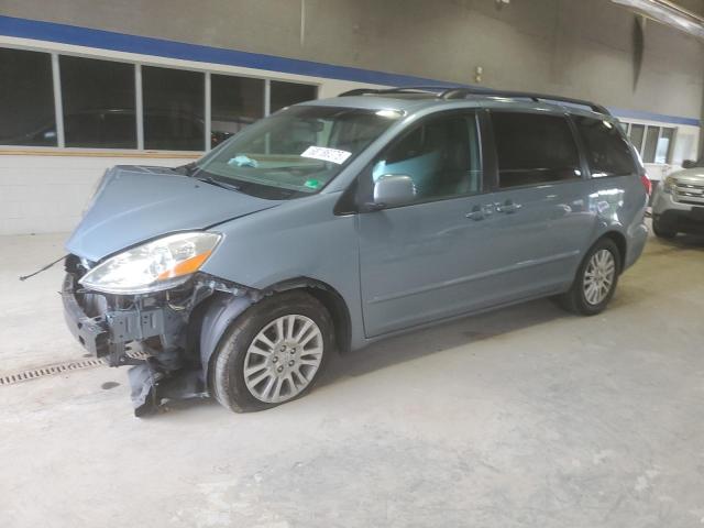 2010 TOYOTA SIENNA XLE, 