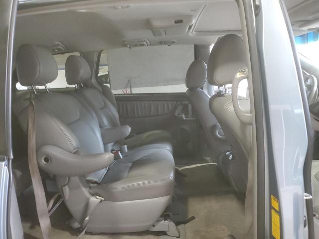 5TDYK4CC9AS343415 - 2010 TOYOTA SIENNA XLE 蓝色 照片 11