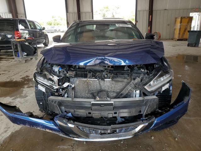 1N4AA6AV2KC367732 - 2019 NISSAN MAXIMA S BLUE photo 5