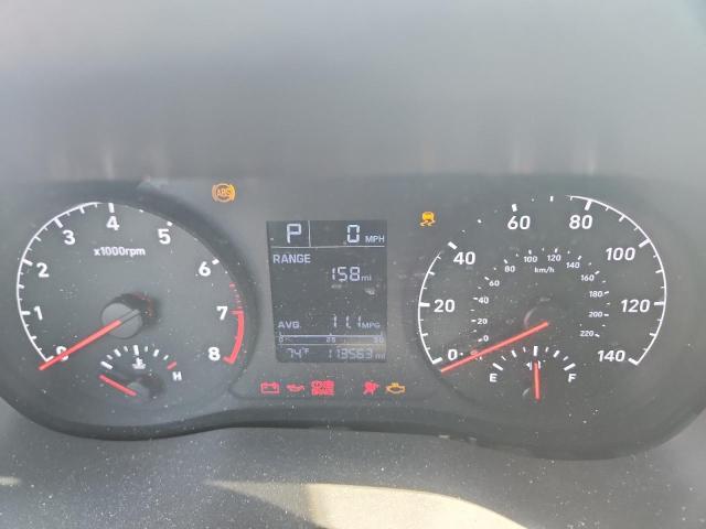 3KPC24A37KE079572 - 2019 HYUNDAI ACCENT SE رمادي صورة 9