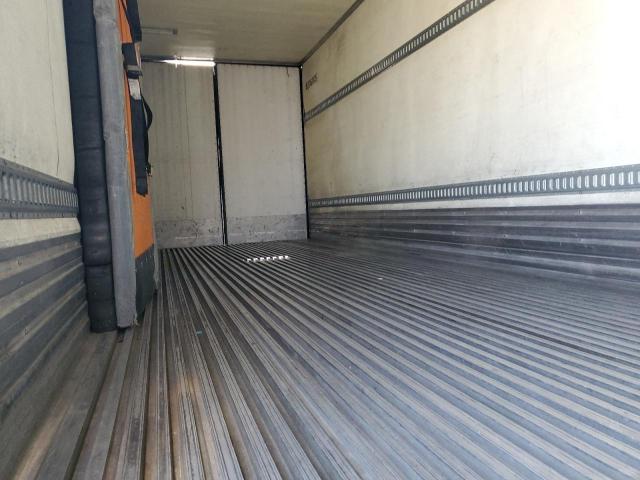 1UYVS2483FU133205 - 2015 UTILITY VS2RA WHITE photo 5