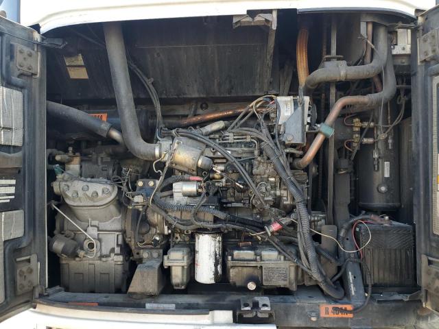 1UYVS2483FU133205 - 2015 UTILITY VS2RA WHITE photo 7