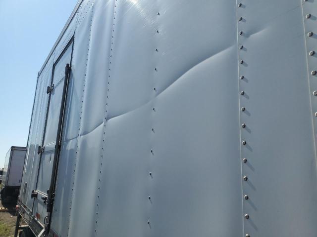 1UYVS2483FU133205 - 2015 UTILITY VS2RA WHITE photo 9