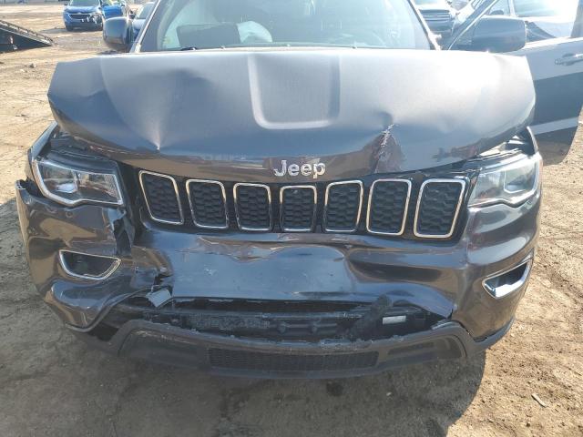 1C4RJFAG4JC421450 - 2018 JEEP GRAND CHEROKEE LAREDO 灰色 照片 11