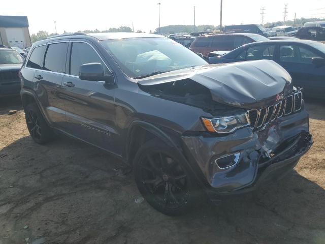 1C4RJFAG4JC421450 - 2018 JEEP GRAND CHEROKEE LAREDO 灰色 照片 4