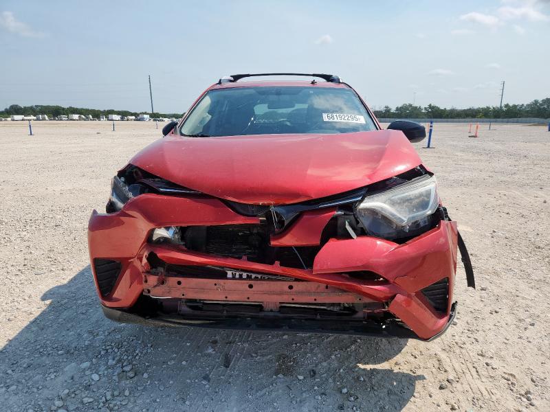 JTMZFREV3GJ098671 - 2016 TOYOTA RAV4 LE 红色 照片 5