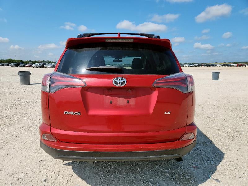 JTMZFREV3GJ098671 - 2016 TOYOTA RAV4 LE 红色 照片 6