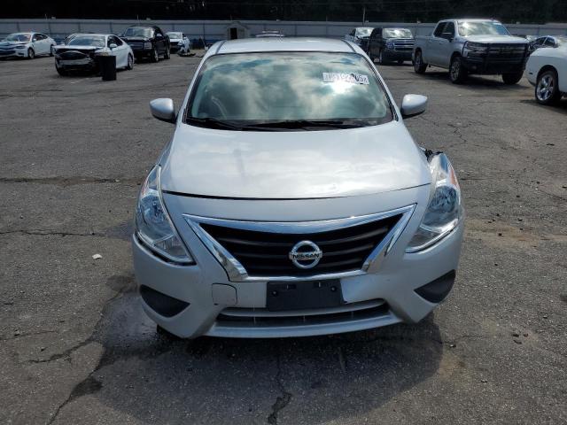 3N1CN7APXKL843070 - 2019 NISSAN VERSA S ვერცხლისფერი ფოტო 5