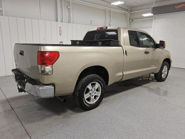 5TFRV541X7X004146 - 2007 TOYOTA TUNDRA DOUBLE CAB SR5 GOLD photo 3