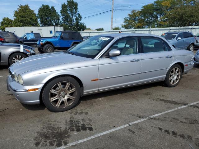 SAJWA79C25SG43236 - 2005 JAGUAR XJ8 L SILVER photo 1