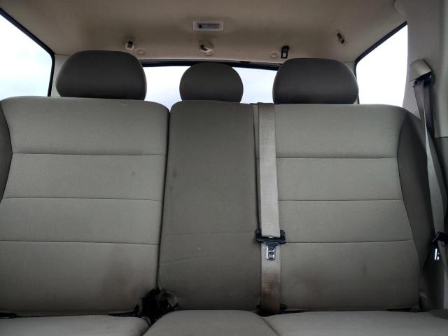 1FMCU02Z06KD49567 - 2006 FORD ESCAPE XLS SILVER photo 10