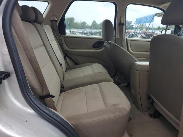 1FMCU02Z06KD49567 - 2006 FORD ESCAPE XLS SILVER photo 11