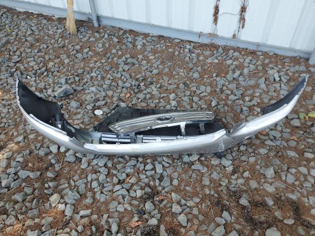 5TDJK3EH1AS037961 - 2010 TOYOTA HIGHLANDER SE SILVER photo 13