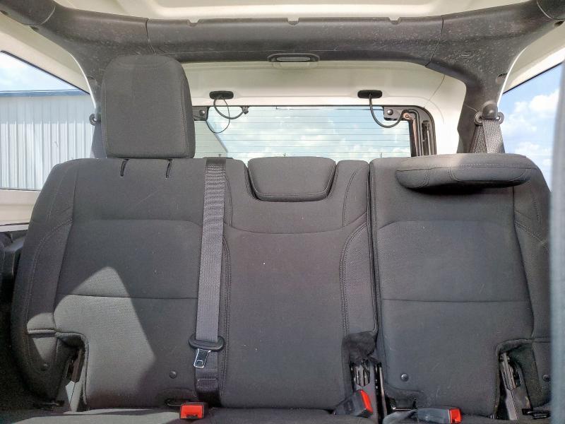 1C4HJXDG6JW139113 - 2018 JEEP WRANGLER U SPORT WHITE photo 10