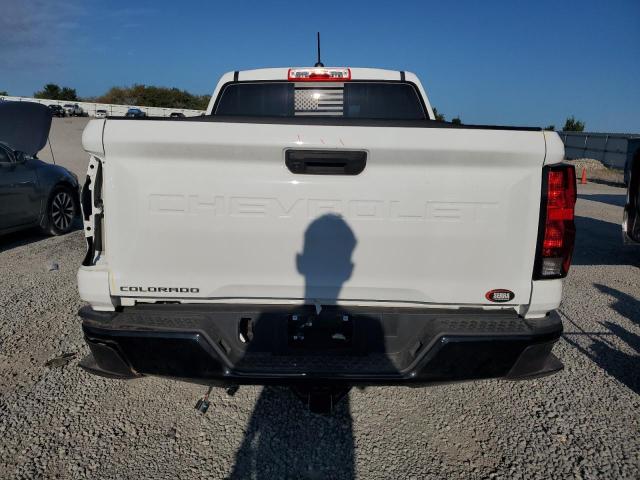 1GCPSBEK4R1213734 - 2024 CHEVROLET COLORADO WHITE photo 6