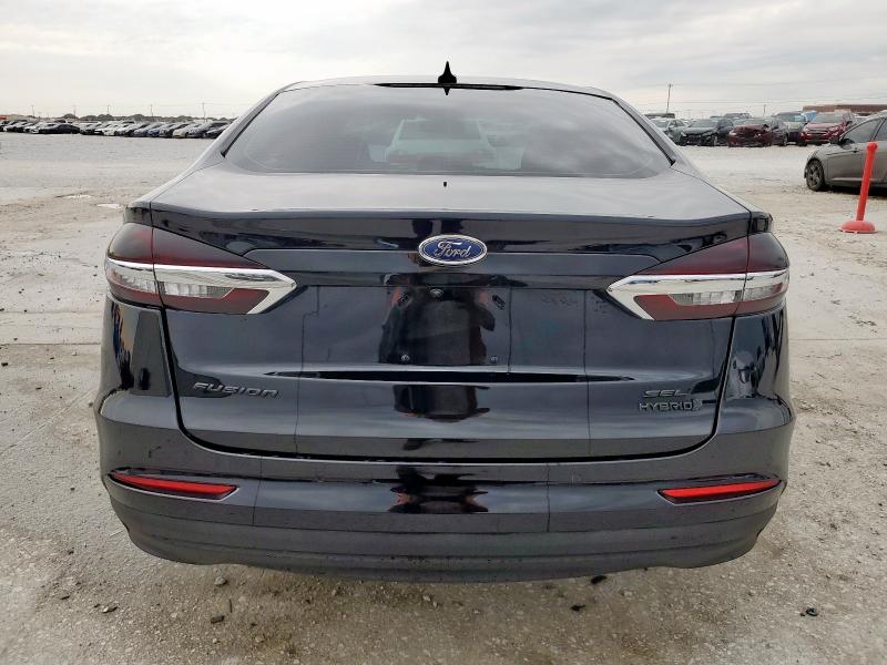 3FA6P0MU7KR124410 - 2019 FORD FUSION SEL შავი ფოტო 6