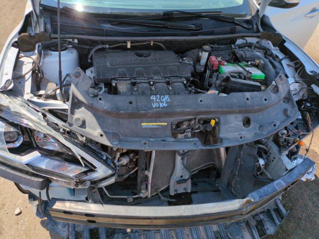 3N1AB7AP6JY284506 - 2018 NISSAN SENTRA S WHITE photo 11