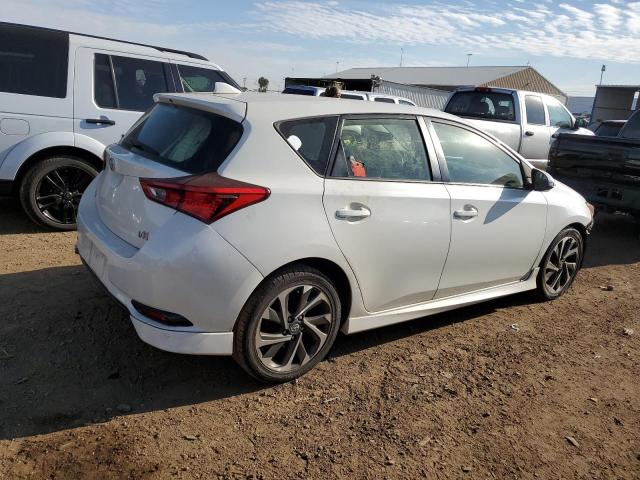 JTNKARJE4GJ510615 - 2016 TOYOTA SCION IM WHITE photo 3