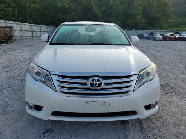 4T1BK3DB6BU433894 - 2011 TOYOTA AVALON BASE Beyaz fotoğraf 5