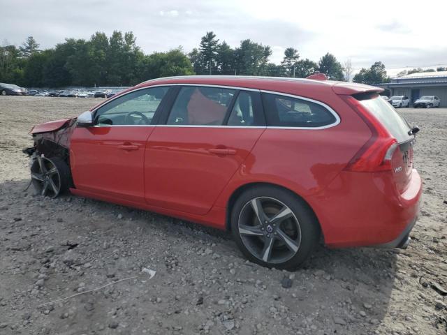 YV1902SH8F1190665 - 2015 VOLVO V60 R DESIGN RED photo 2