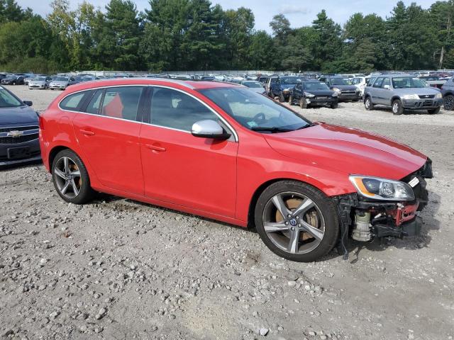 YV1902SH8F1190665 - 2015 VOLVO V60 R DESIGN RED photo 4