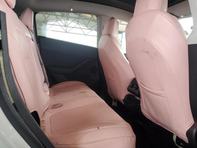 7SAYGDEE7NF332717 - 2022 TESLA MODEL Y WHITE photo 10