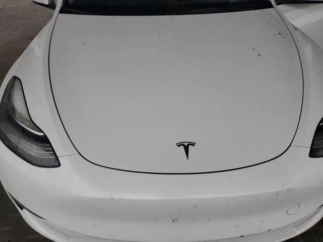 7SAYGDEE7NF332717 - 2022 TESLA MODEL Y WHITE photo 11