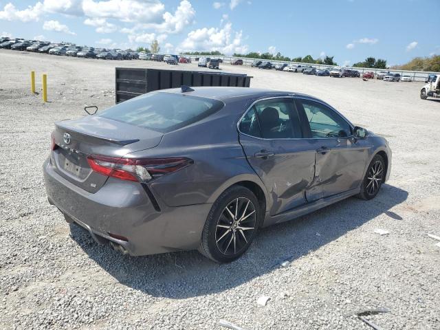 4T1G11AK1RU262421 - 2024 TOYOTA CAMRY SE NIGHT SHADE GRAY photo 3
