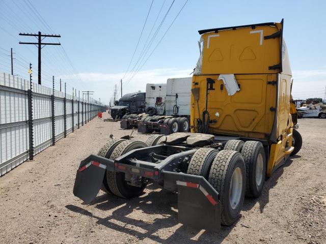 3AKJHHDR5RSUN1292 - 2024 FREIGHTLINER CASCADIA 1 YELLOW photo 4
