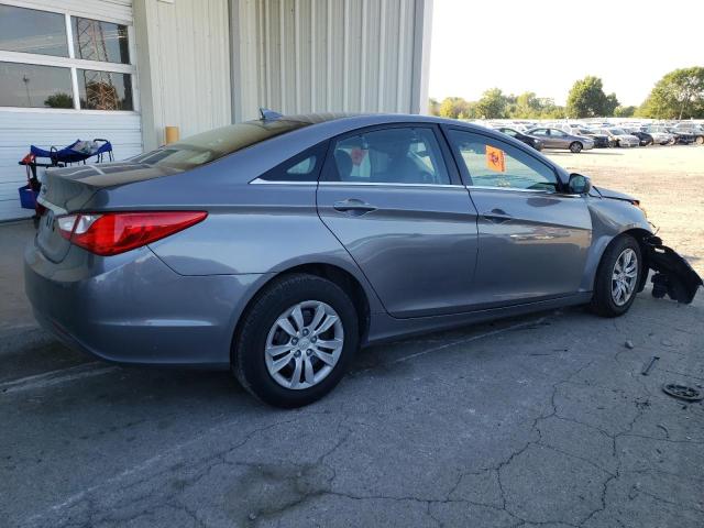 5NPEB4AC1CH500899 - 2012 HYUNDAI SONATA GLS GRAY photo 3