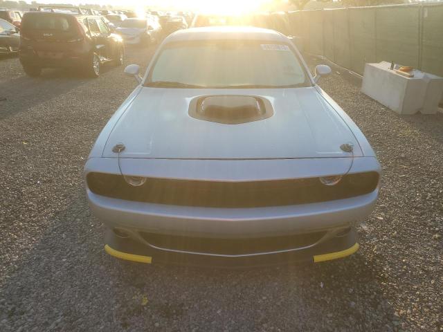 2C3CDZFJ9LH131941 - 2020 DODGE CHALLENGER R/T SCAT PACK SILVER photo 5