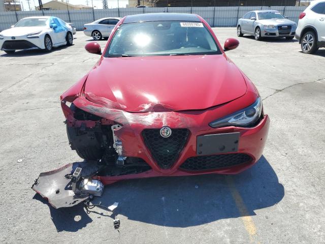 ZARFAEBN6H7546999 - 2017 ALFA ROMEO GIULIA 红色 照片 5