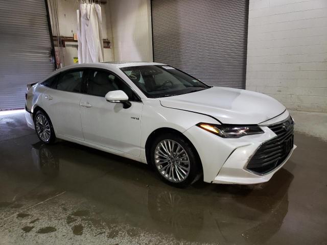 4T1B21FB8KU005309 - 2019 TOYOTA AVALON XLE WHITE photo 4