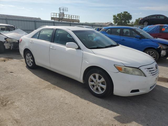 4T1BF3EK3BU679479 - 2011 TOYOTA CAMRY BASE Weiß Foto 4