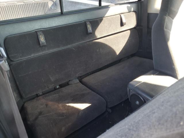 1B7GL32X02S643294 - 2002 DODGE DAKOTA SPORT GRAY photo 10