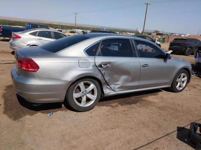 1VWBP7A35DC050657 - 2013 VOLKSWAGEN PASSAT SE Gümüş foto 3