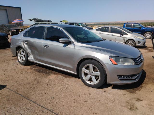 1VWBP7A35DC050657 - 2013 VOLKSWAGEN PASSAT SE Gümüş foto 4