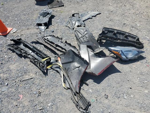 3MYDLBYV5JY330729 - 2018 TOYOTA YARIS IA RED photo 12