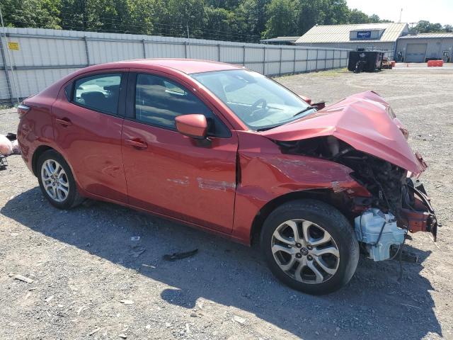 3MYDLBYV5JY330729 - 2018 TOYOTA YARIS IA RED photo 4