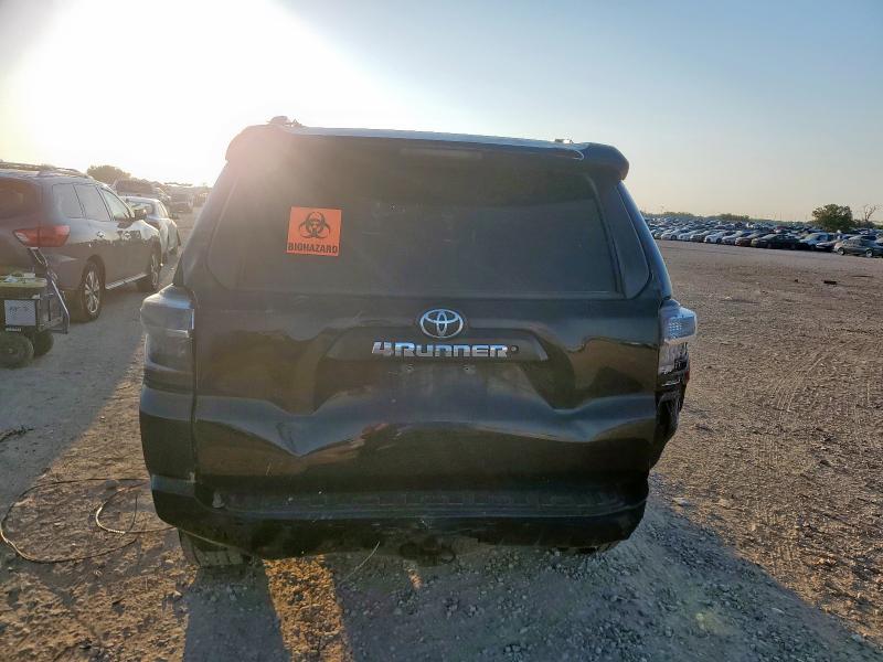 JTEBU5JR8J5574062 - 2018 TOYOTA 4RUNNER SR5/SR5 PREMIUM BLACK photo 6