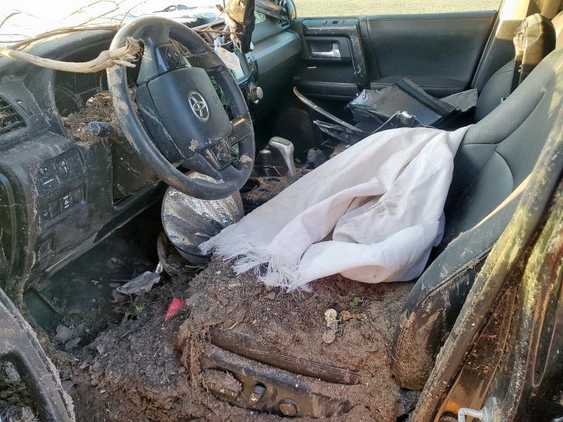 JTEBU5JR8J5574062 - 2018 TOYOTA 4RUNNER SR5/SR5 PREMIUM BLACK photo 7