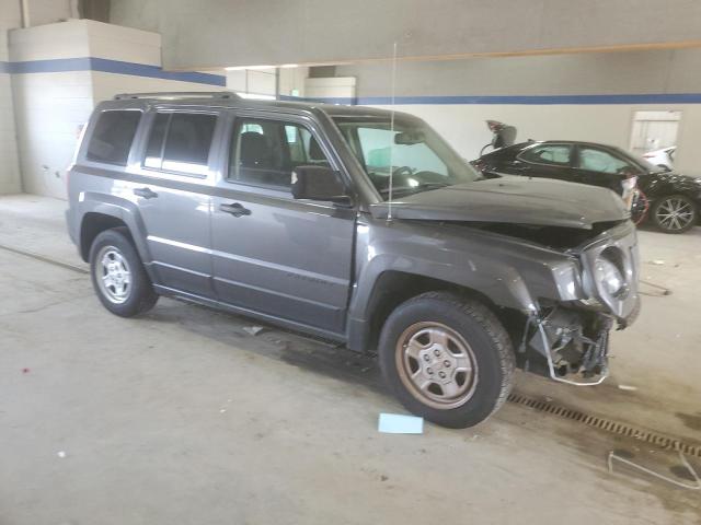 1C4NJPBA4GD502790 - 2016 JEEP PATRIOT SPORT رمادي صورة 4