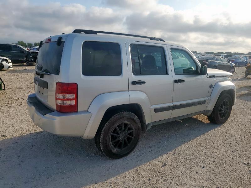 1C4PJMAK8CW123954 - 2012 JEEP LIBERTY SPORT 银色 照片 3