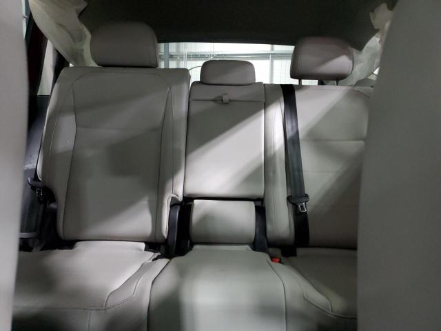 3VV2B7AX8JM091235 - 2018 VOLKSWAGEN TIGUAN SE RED photo 10