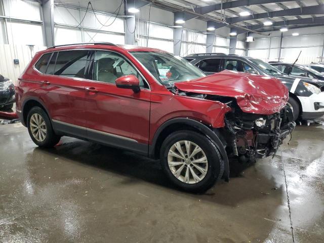3VV2B7AX8JM091235 - 2018 VOLKSWAGEN TIGUAN SE RED photo 4