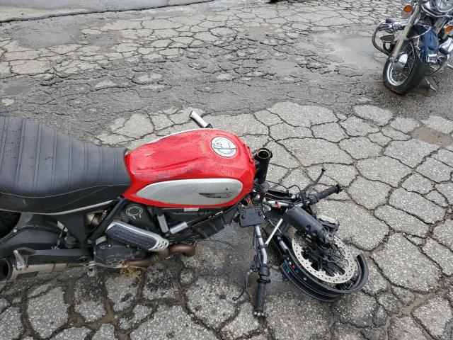 ML015ANM7JT014114 - 2018 DUCATI SCRAMBLER 800 RED photo 5