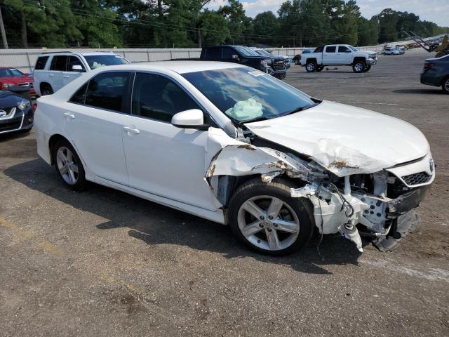 4T1BF1FK5DU242542 - 2013 TOYOTA CAMRY L WHITE photo 4