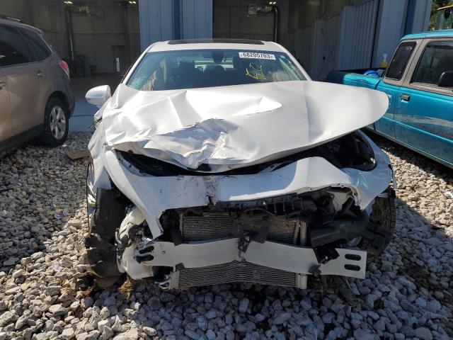 1G4ZP5SS7HU137967 - 2017 BUICK LACROSSE ESSENCE თეთრი ფოტო 5