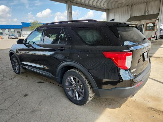 1FMSK8DH2NGB96275 - 2022 FORD EXPLORER XLT BLACK photo 2